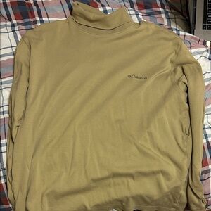Columbia Men's Camel Turtleneck Sweater